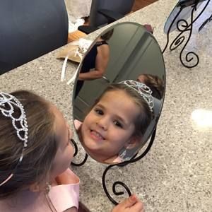 Meet your Posher, Stacy douglas